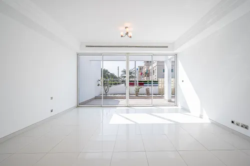 3 Bedrooms Apartment in Sunset Residence