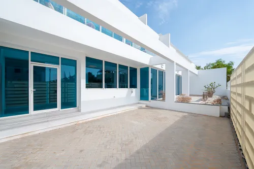 3 Bedrooms Apartment in Sunset Residence