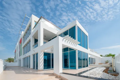 3 Bedrooms Apartment in Sunset Residence