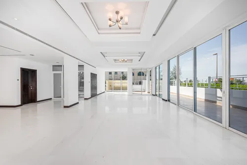 3 Bedrooms Apartment in Sunset Residence