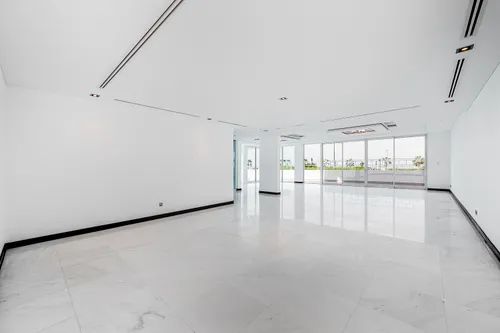 3 Bedrooms Apartment in Sunset Residence