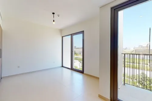 3 Bedrooms Villa in Elan 1