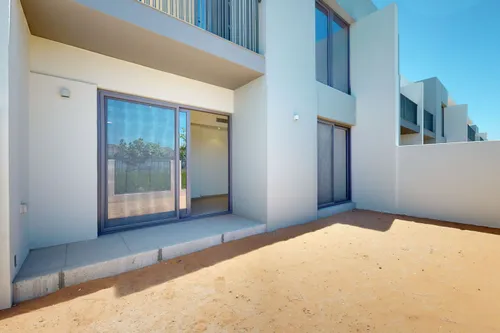 3 Bedrooms Villa in Elan 1