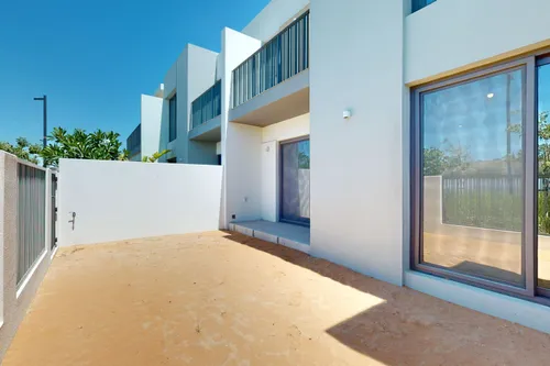 3 Bedrooms Villa in Elan 1