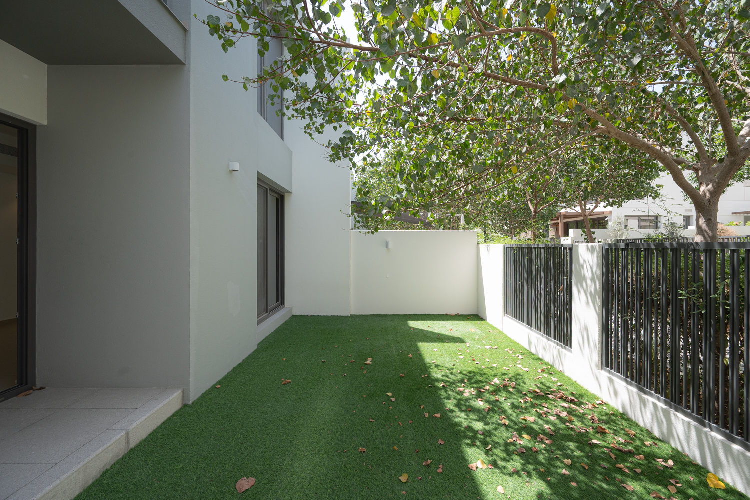 3 Bedrooms Villa in Elan 1