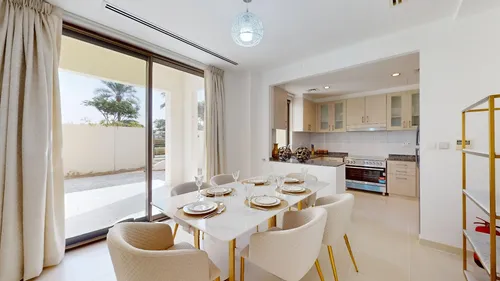 4 Bedrooms Villa in Mira Oasis 2