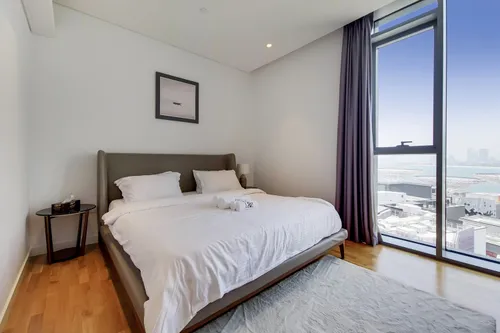 3 Bedrooms Apartment in Apartment Building 7