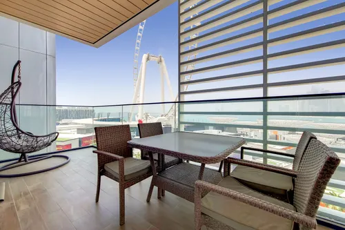 3 Bedrooms Apartment in Apartment Building 7