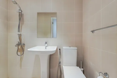 3 Bedrooms Apartment in Apartment Building 7