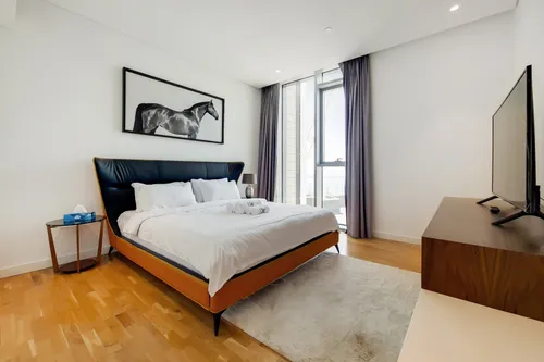 3 Bedrooms Apartment in Apartment Building 7