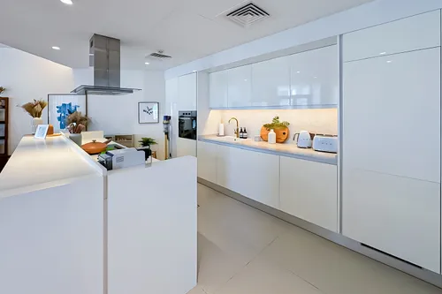 2 Bedrooms Apartment in Apartment Building 2