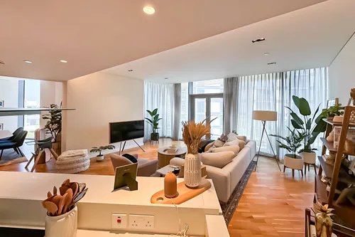 2 Bedrooms Apartment in Apartment Building 2