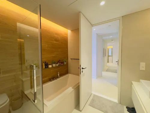 2 Bedrooms Apartment in Apartment Building 2