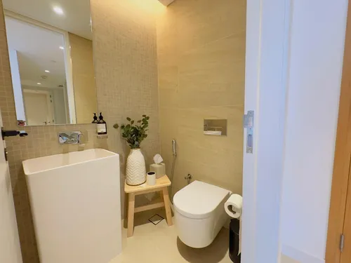 2 Bedrooms Apartment in Apartment Building 2