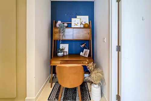 2 Bedrooms Apartment in Apartment Building 2