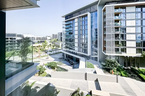 2 Bedrooms Apartment in Apartment Building 2