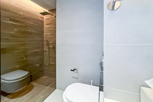 2 Bedrooms Apartment in Apartment Building 2