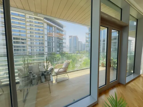 2 Bedrooms Apartment in Apartment Building 2
