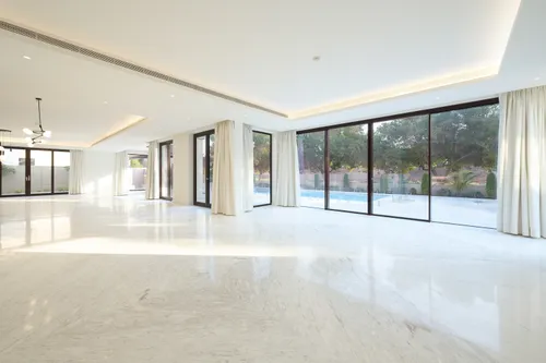 5 Bedrooms Villa in Sanctuary Falls