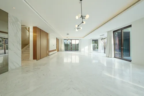 5 Bedrooms Villa in Sanctuary Falls