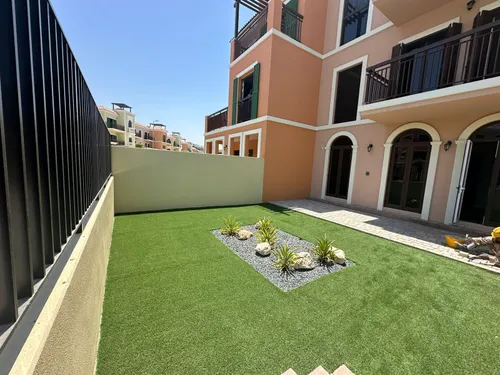 4 Bedrooms Townhouse in Sur La Mer