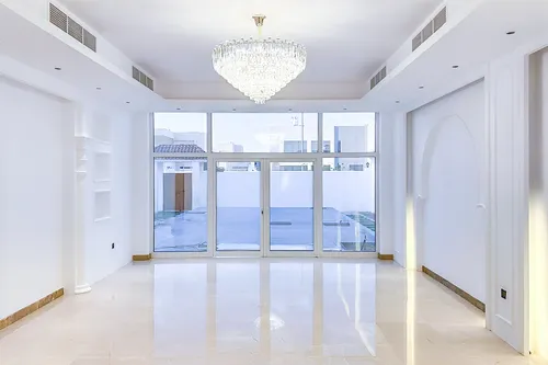 5 Bedrooms Villa in Al Khawaneej 1