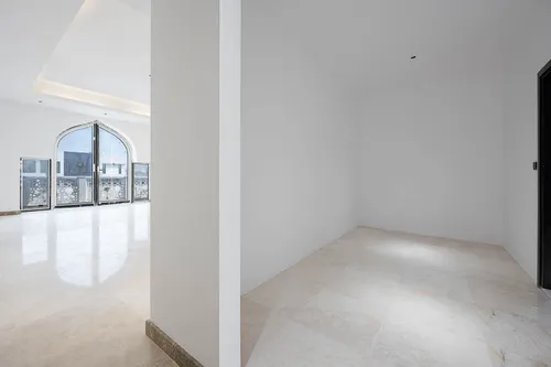 5 Bedrooms Villa in Al Khawaneej 1
