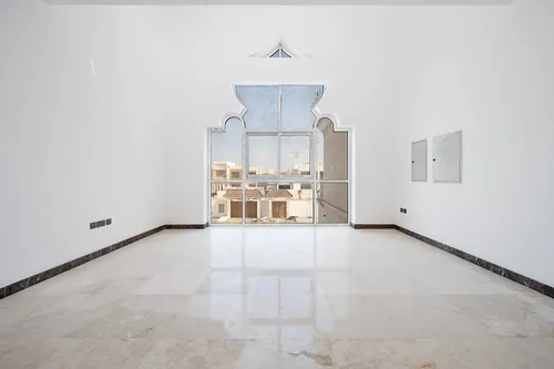 5 Bedrooms Villa in Al Khawaneej 1