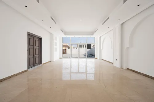 5 Bedrooms Villa in Al Khawaneej 1
