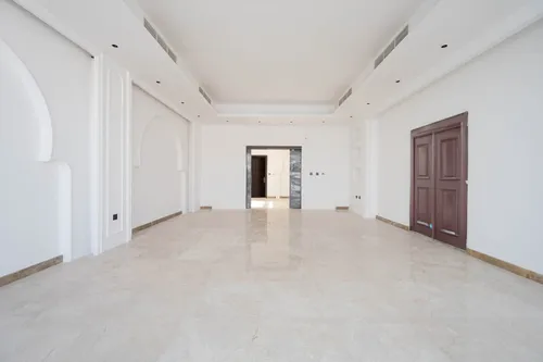 5 Bedrooms Villa in Al Khawaneej 1