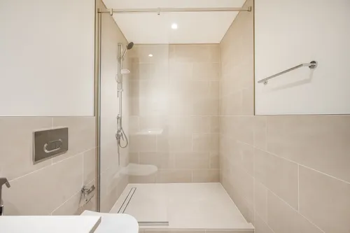 1 Bedroom Apartment in Grove at Creek Beach Building 2