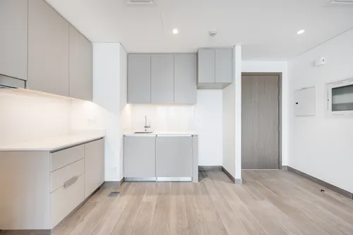 1 Bedroom Apartment in Grove at Creek Beach Building 2