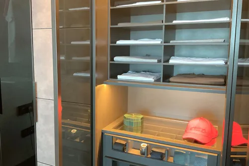 3 Bedrooms Apartment in J ONE Tower B