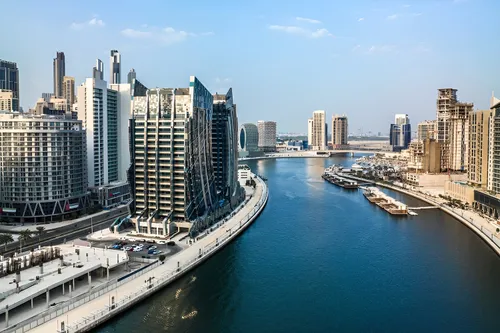 4 Bedrooms Apartment in J ONE Tower B