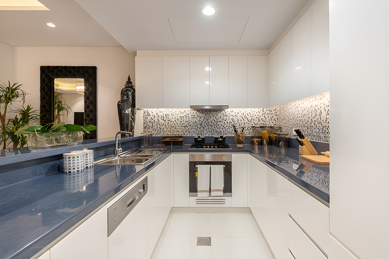 15 Bedrooms Hotel Apartment in Tower C, DAMAC Towers by Paramount