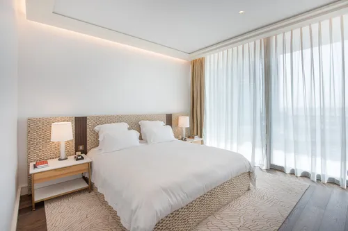 4 Bedrooms Apartment in Dorchester Collection Dubai