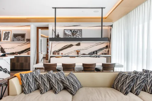 4 Bedrooms Apartment in Dorchester Collection Dubai