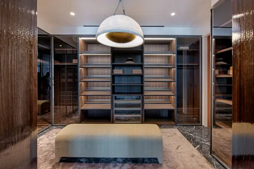 4 Bedrooms Apartment in Dorchester Collection Dubai