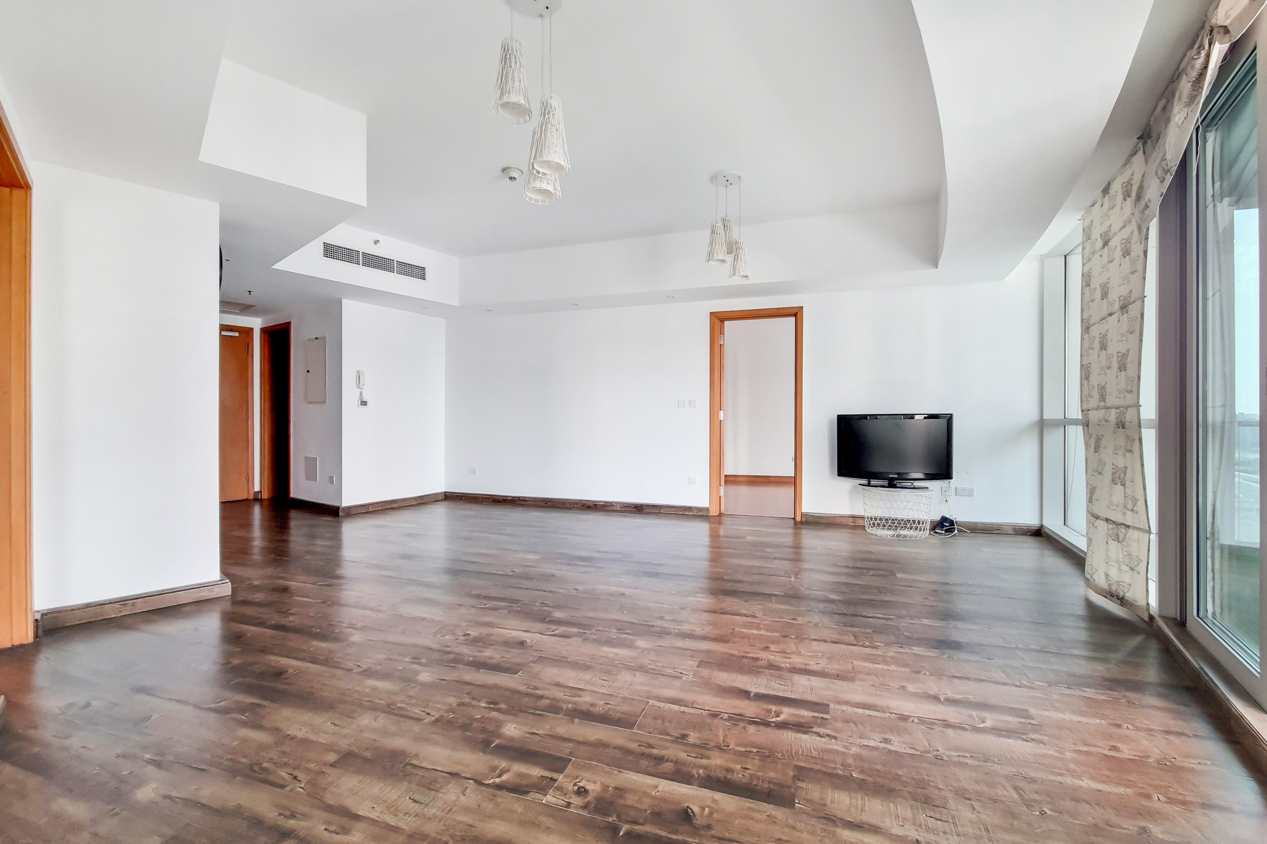 2 Bedrooms Apartment in The Waves Tower A