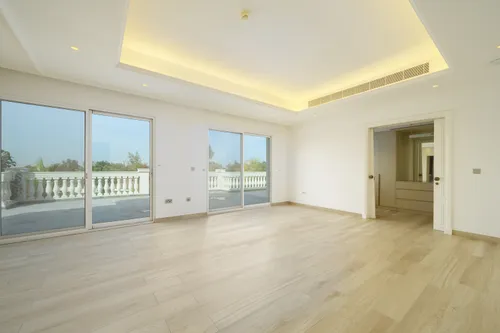 5 Bedrooms Villa in Wildflower
