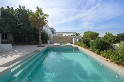 5 Bedrooms Villa in Wildflower