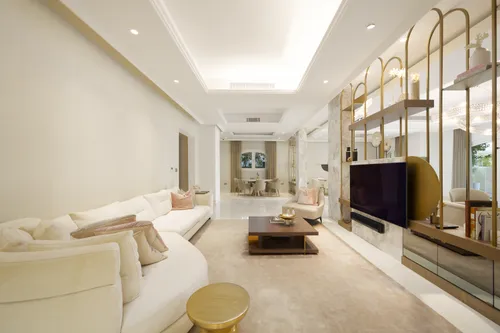 5 Bedrooms Villa in Wildflower