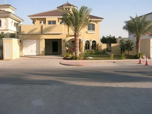 4 Bedrooms Villa in Garden Homes Frond A