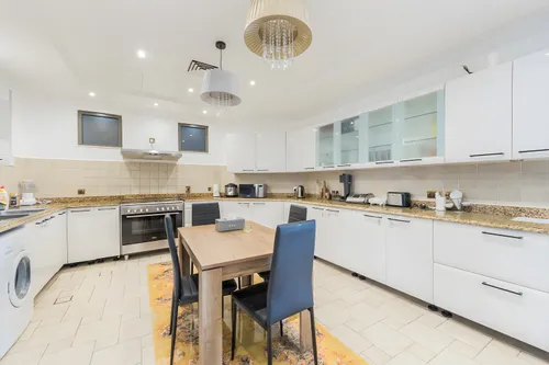 5 Bedrooms Villa in Garden Homes Frond D