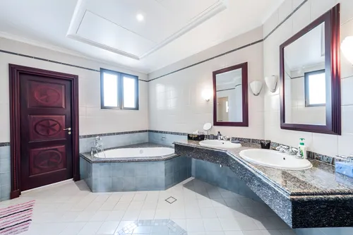 5 Bedrooms Villa in Garden Homes Frond D