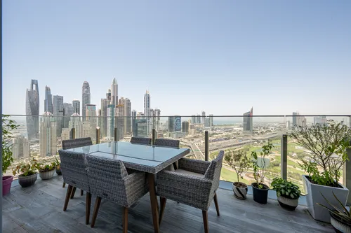 4 Bedrooms Apartment in The Residences JLT