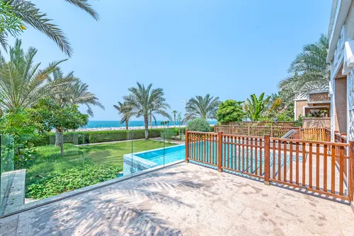 4 Bedrooms Villa in Balqis Residence Block A