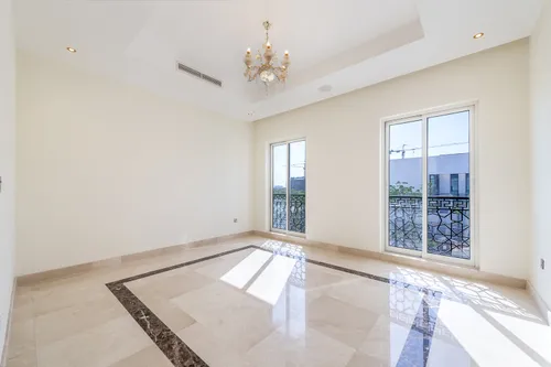 7 Bedrooms Villa in Pearl Jumeirah Villas