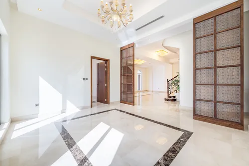 7 Bedrooms Villa in Pearl Jumeirah Villas