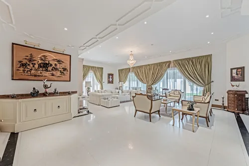 5 Bedrooms Villa in Jumeirah 3 Villas
